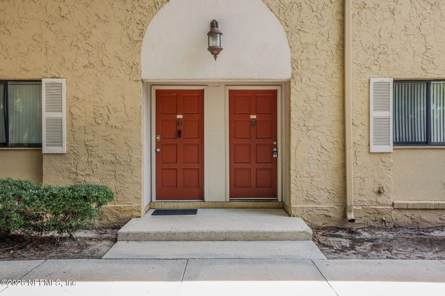 5811 ATLANTIC Boulevard 223, Jacksonville, FL 32207