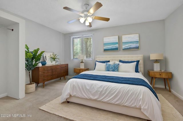 5811 ATLANTIC Boulevard 223, Jacksonville, FL 32207