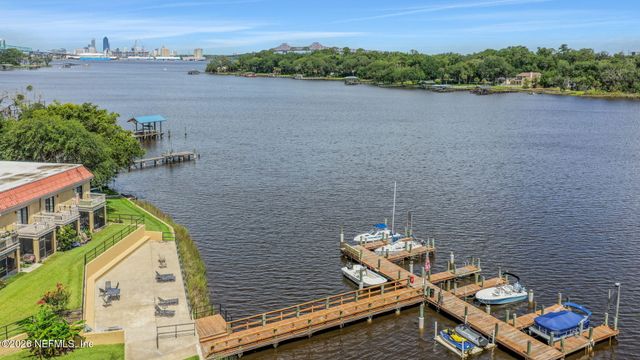 5811 ATLANTIC Boulevard 223, Jacksonville, FL 32207