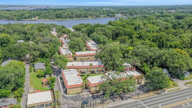 5811 ATLANTIC Boulevard 223, Jacksonville, FL 32207