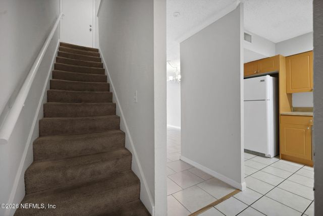 5811 ATLANTIC Boulevard 223, Jacksonville, FL 32207