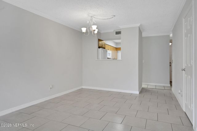5811 ATLANTIC Boulevard 223, Jacksonville, FL 32207