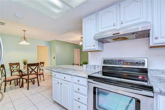 11875 92ND WAY, Largo, FL 33773