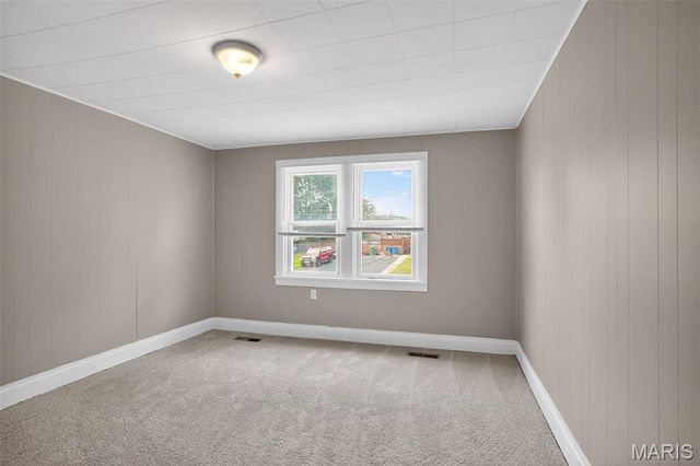 4749 Oldenburg Avenue, St Louis, MO 63123