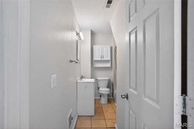 4749 Oldenburg Avenue, St Louis, MO 63123
