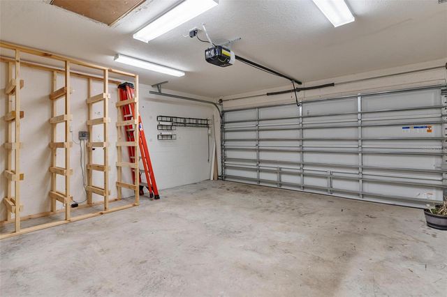 326 WOODLAND TRAIL, Lady Lake, FL 32159