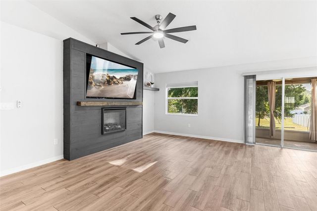 326 WOODLAND TRAIL, Lady Lake, FL 32159