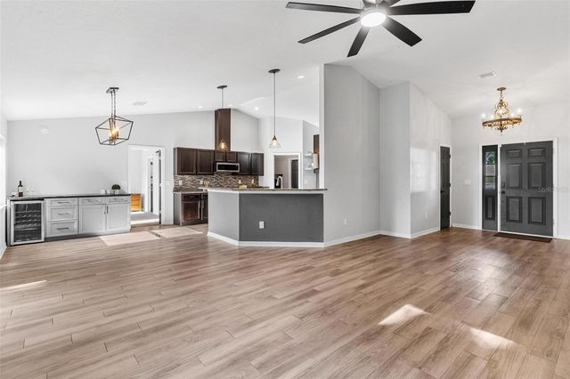 326 WOODLAND TRAIL, Lady Lake, FL 32159