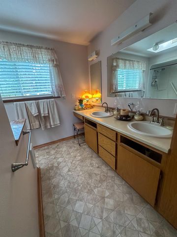 15307 W Autumn Ln, Nine Mile Falls, WA 99026