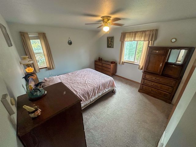 15307 W Autumn Ln, Nine Mile Falls, WA 99026