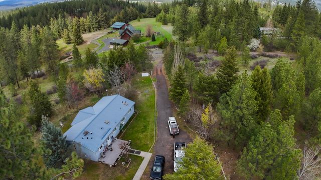 15307 W Autumn Ln, Nine Mile Falls, WA 99026