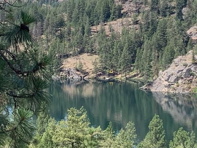 15307 W Autumn Ln, Nine Mile Falls, WA 99026