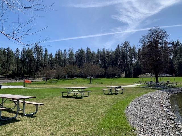 15307 W Autumn Ln, Nine Mile Falls, WA 99026
