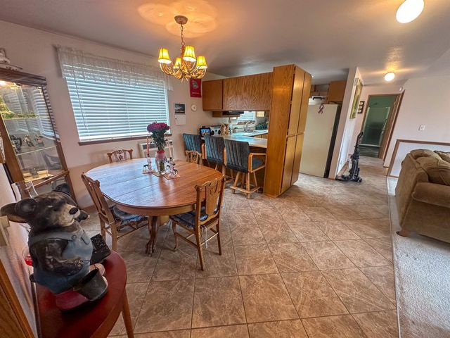 15307 W Autumn Ln, Nine Mile Falls, WA 99026