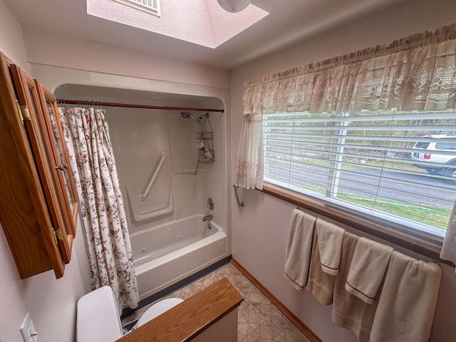 15307 W Autumn Ln, Nine Mile Falls, WA 99026