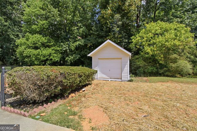 3662 Sweet Briar Lane SE, Conyers, GA 30094
