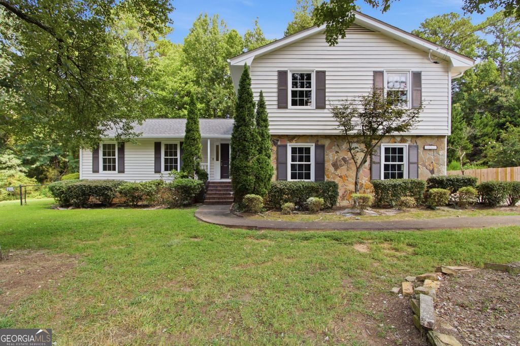 3662 Sweet Briar Lane SE, Conyers, GA 30094