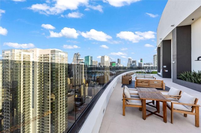225 N Miami Avenue 1102, Miami, FL 33128