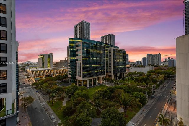 225 N Miami Avenue 1102, Miami, FL 33128