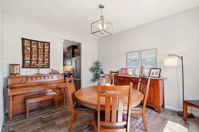 1504 Buckhurst Run, Wadsworth, OH 44281
