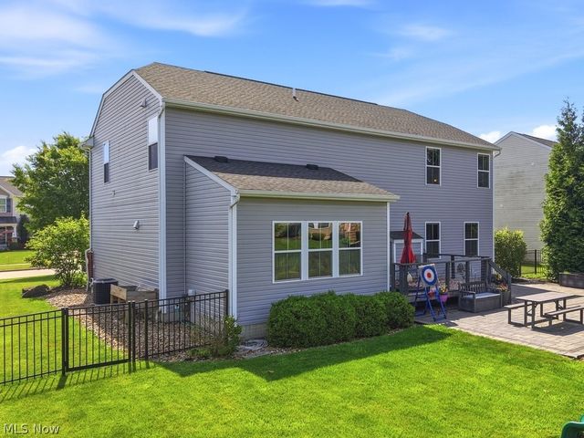 1504 Buckhurst Run, Wadsworth, OH 44281