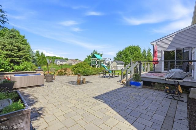 1504 Buckhurst Run, Wadsworth, OH 44281
