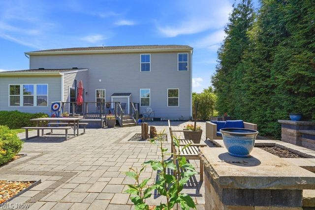1504 Buckhurst Run, Wadsworth, OH 44281