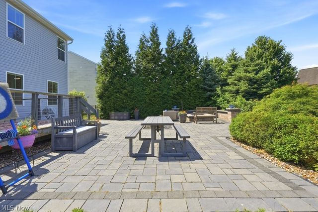 1504 Buckhurst Run, Wadsworth, OH 44281