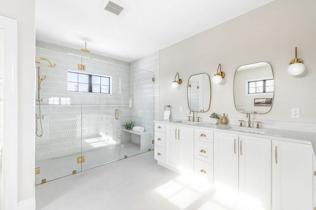 105 Adams Avenue, Newton, MA 02465