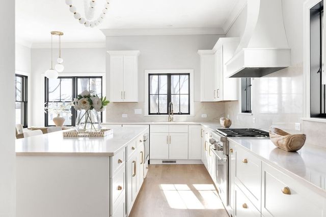 105 Adams Avenue, Newton, MA 02465