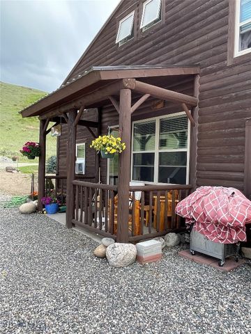 682 E River Road, Pray, MT 59065