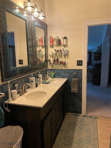 682 E River Road, Pray, MT 59065