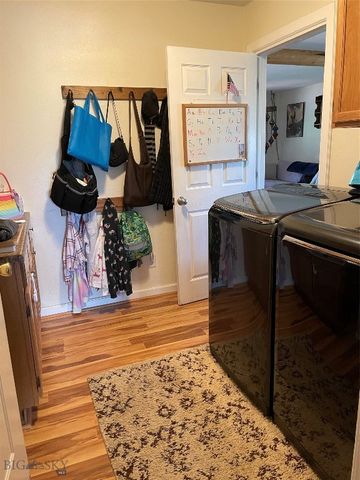 682 E River Road, Pray, MT 59065