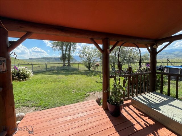 682 E River Road, Pray, MT 59065