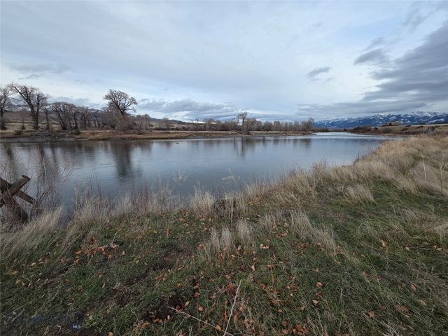 682 E River Road, Pray, MT 59065