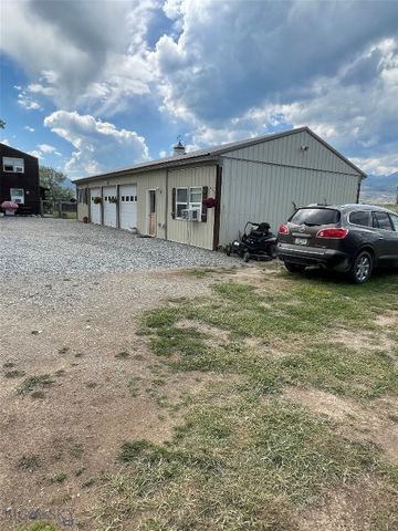 682 E River Road, Pray, MT 59065