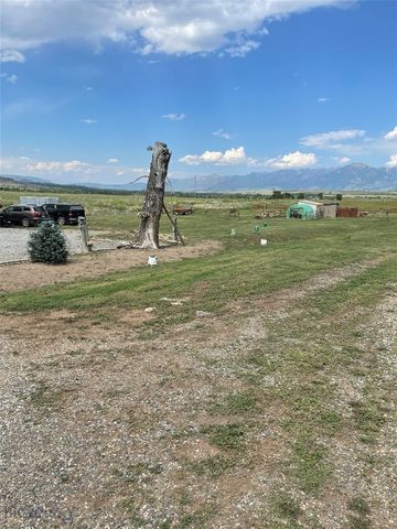 682 E River Road, Pray, MT 59065