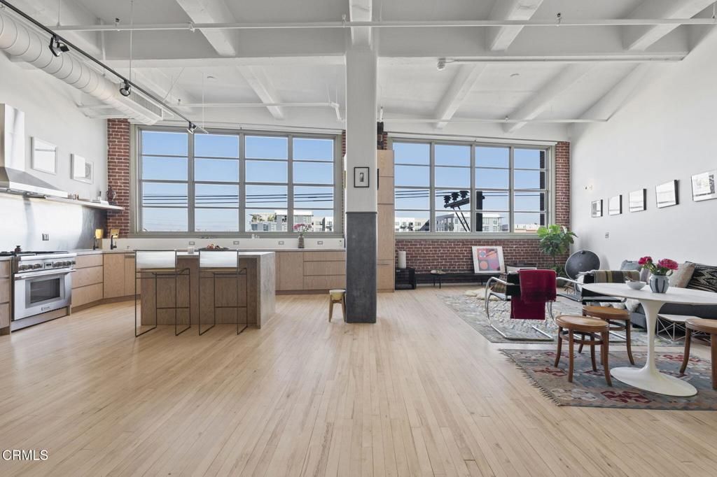 1850 Industrial Street 407, Los Angeles, CA 90021 — exterior