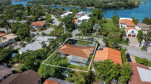 9217 Bay Dr, Surfside, FL 33154