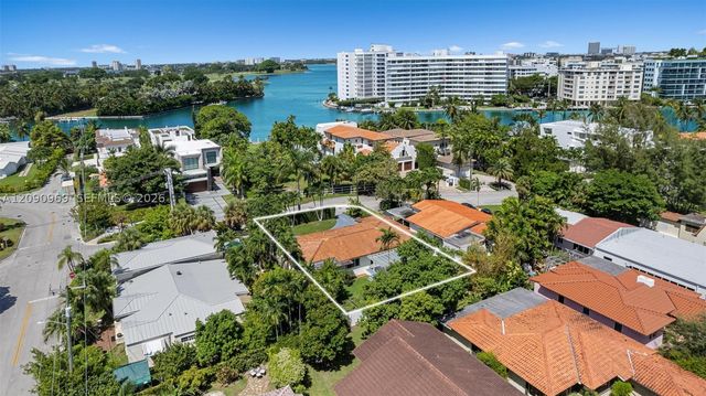 9217 Bay Dr, Surfside, FL 33154