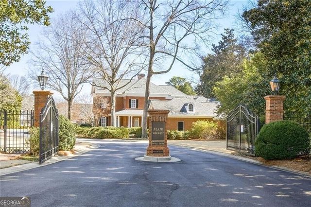 198 Blair Valley Drive NE, Marietta, GA 30060