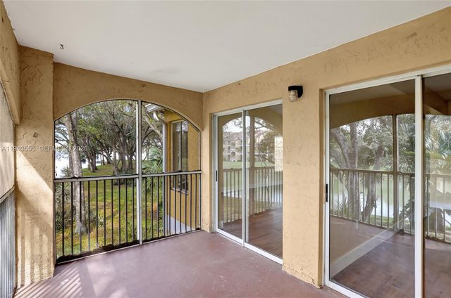 2485 NW 33rd Street 1612, Oakland Park, FL 33309