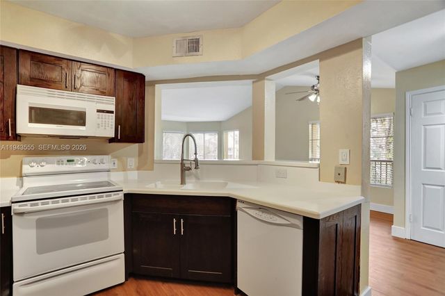 2485 NW 33rd Street 1612, Oakland Park, FL 33309