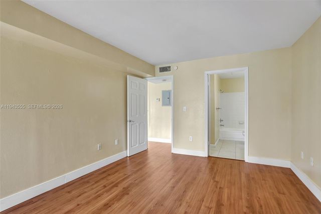2485 NW 33rd Street 1612, Oakland Park, FL 33309