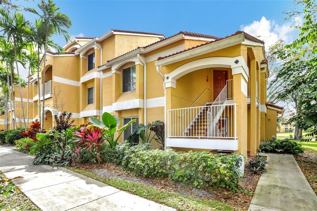 2485 NW 33rd Street 1612, Oakland Park, FL 33309