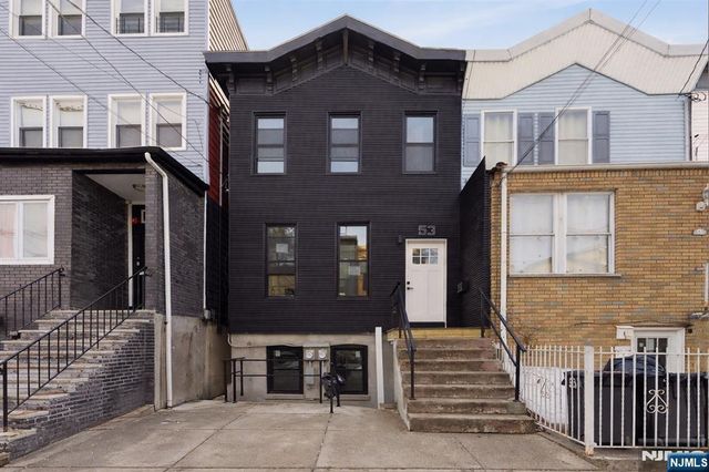 53 Jewett Avenue, Jersey City, NJ 07304
