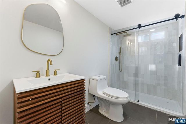53 Jewett Avenue, Jersey City, NJ 07304