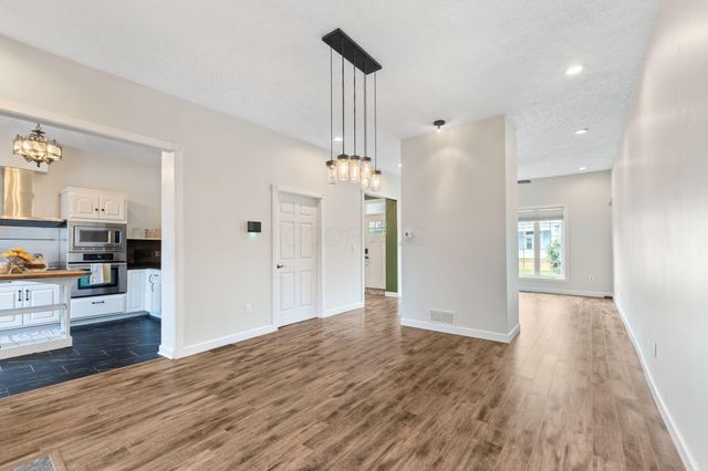 1090 Fair Avenue, Columbus, OH 43205