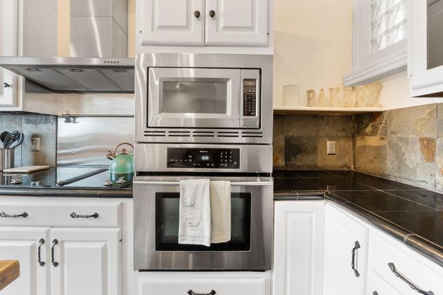 1090 Fair Avenue, Columbus, OH 43205