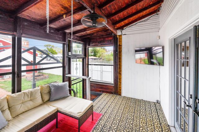 1090 Fair Avenue, Columbus, OH 43205